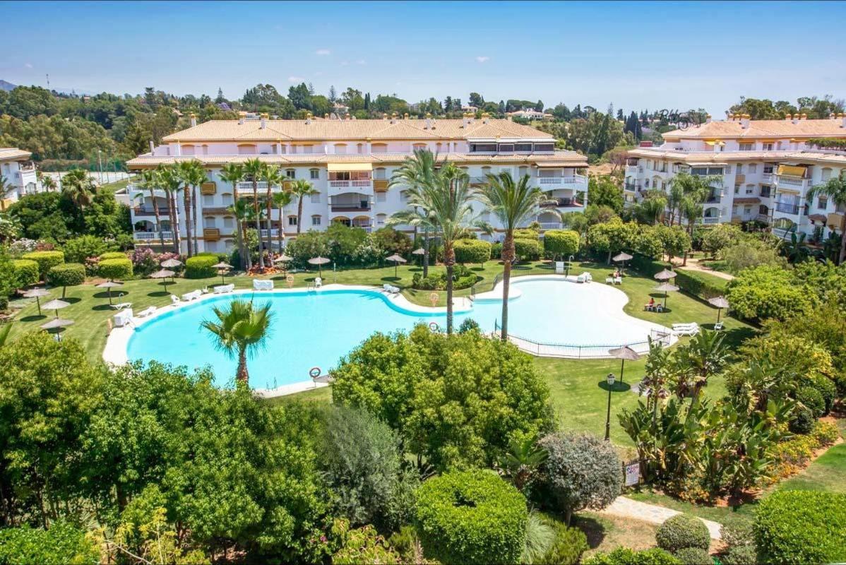 Precioso Apartamento Puerto Banus Marbella Exterior photo